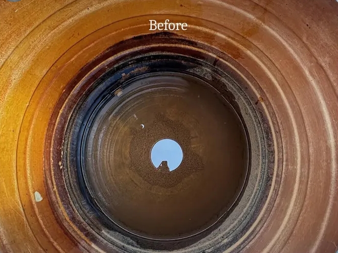 Tank before cleaning